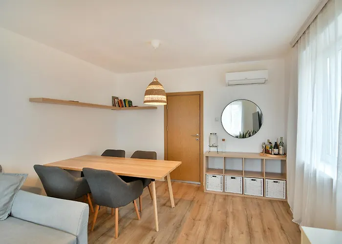 Апартаменты Urban Flat 4 Guests With Ac *