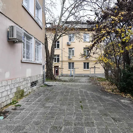 Urban Flat 4 Guests With Ac