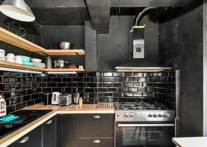 Urban Flat 4 Guests With Ac Apartment *